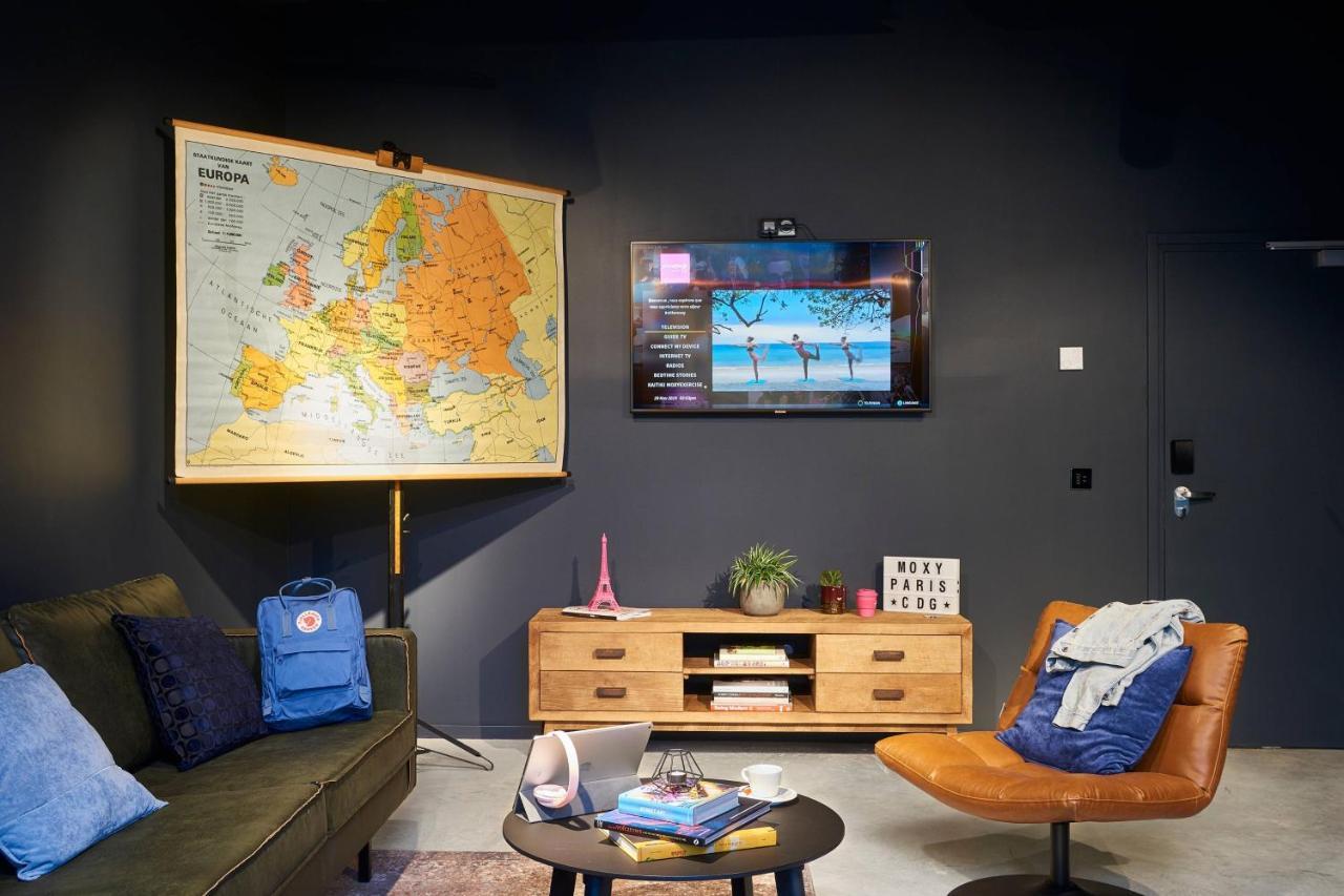 Moxy Paris Charles De Gaulle Airport Hotel Роаси ан Франс Екстериор снимка
