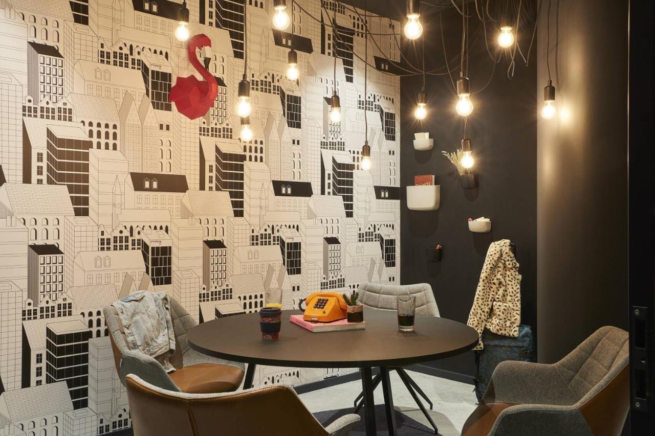 Moxy Paris Charles De Gaulle Airport Hotel Роаси ан Франс Екстериор снимка