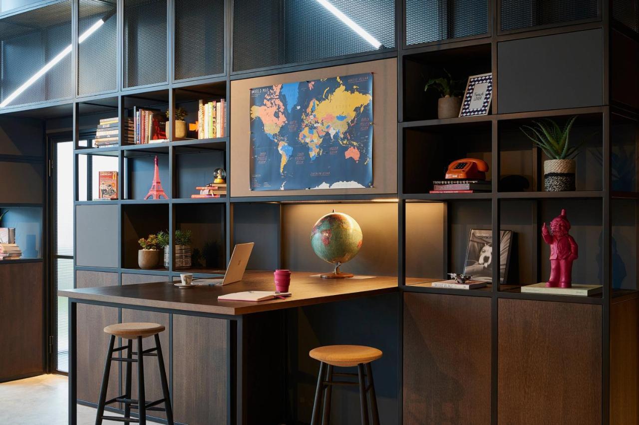 Moxy Paris Charles De Gaulle Airport Hotel Роаси ан Франс Екстериор снимка