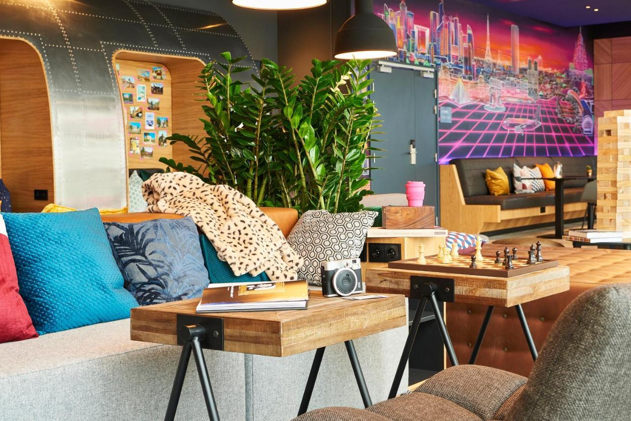 Moxy Paris Charles De Gaulle Airport Hotel Роаси ан Франс Екстериор снимка