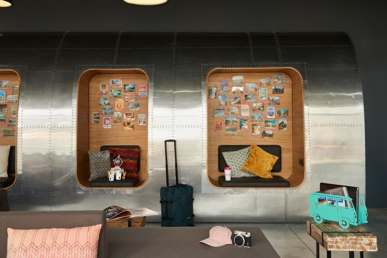 Moxy Paris Charles De Gaulle Airport Hotel Роаси ан Франс Екстериор снимка