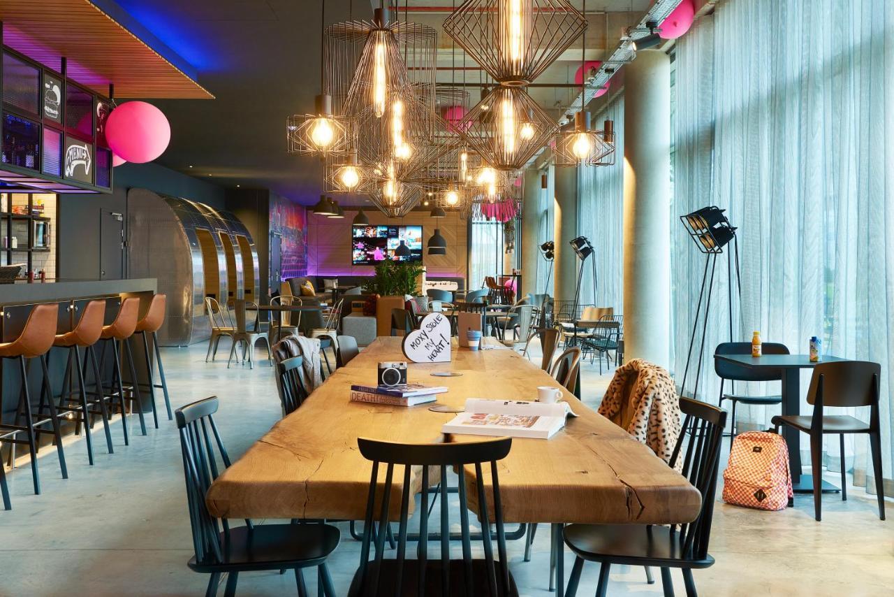 Moxy Paris Charles De Gaulle Airport Hotel Роаси ан Франс Екстериор снимка